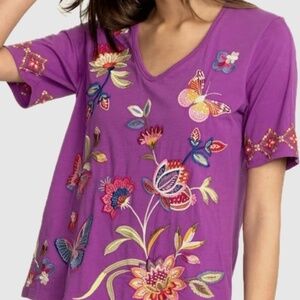 Johnny Was Gracey Trapunto T shirt Size Small in Iris